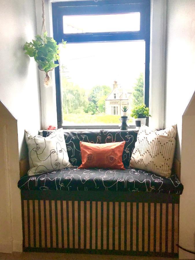 The Morningside Apartment Charming Stylish Apartment In The Centre Of Innerleithen Buitenkant foto